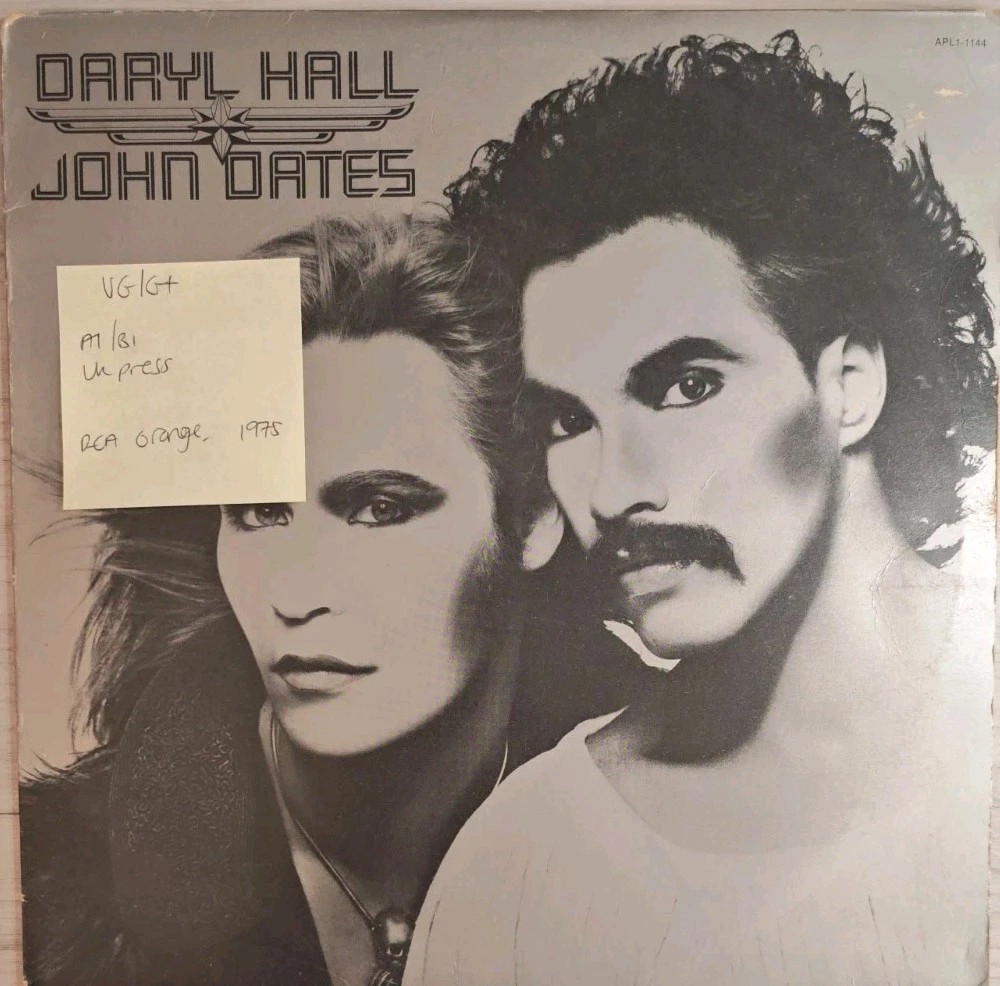 Daryl Hall & John Oates Self Titled Vinyl Record LP VG/G+ APL1-1144 1975 sleeve Daryl Hall & John Oates Self Titled Vinyl Record LP VG/G+ APL1-1144 1975 sleeve