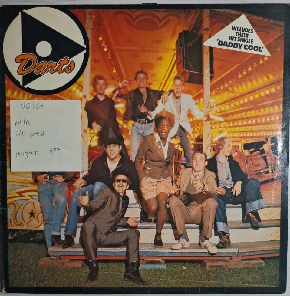 Darts Self Titled Vinyl Record LP VG/G+ MAG 5020 1977 sleeve Darts Self Titled Vinyl Record LP VG/G+ MAG 5020 1977 sleeve