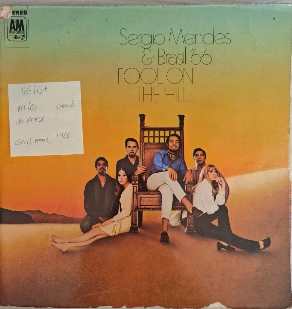 Sergio Mendes & Brasil '66 Fool On The Hill Vinyl Record LP VG/G+ AMLS922 1968 sleeve Sergio Mendes & Brasil '66 Fool On The Hill Vinyl Record LP VG/G+ AMLS922 1968 sleeve