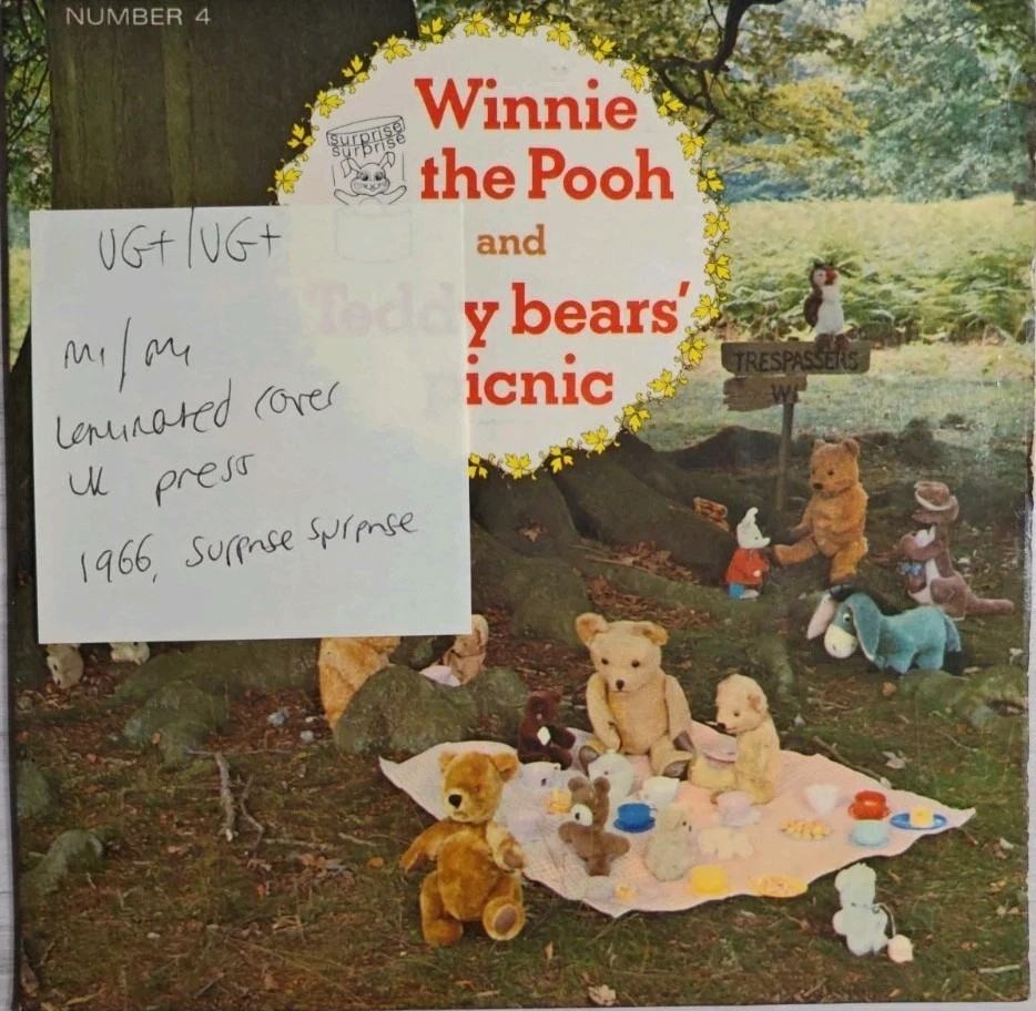 Winnie The Pooh/Teddy Bears Picnic Vinyl Record 7" VG+/VG+ NO4 1966 sleeve Winnie The Pooh/Teddy Bears Picnic Vinyl Record 7" VG+/VG+ NO4 1966 sleeve