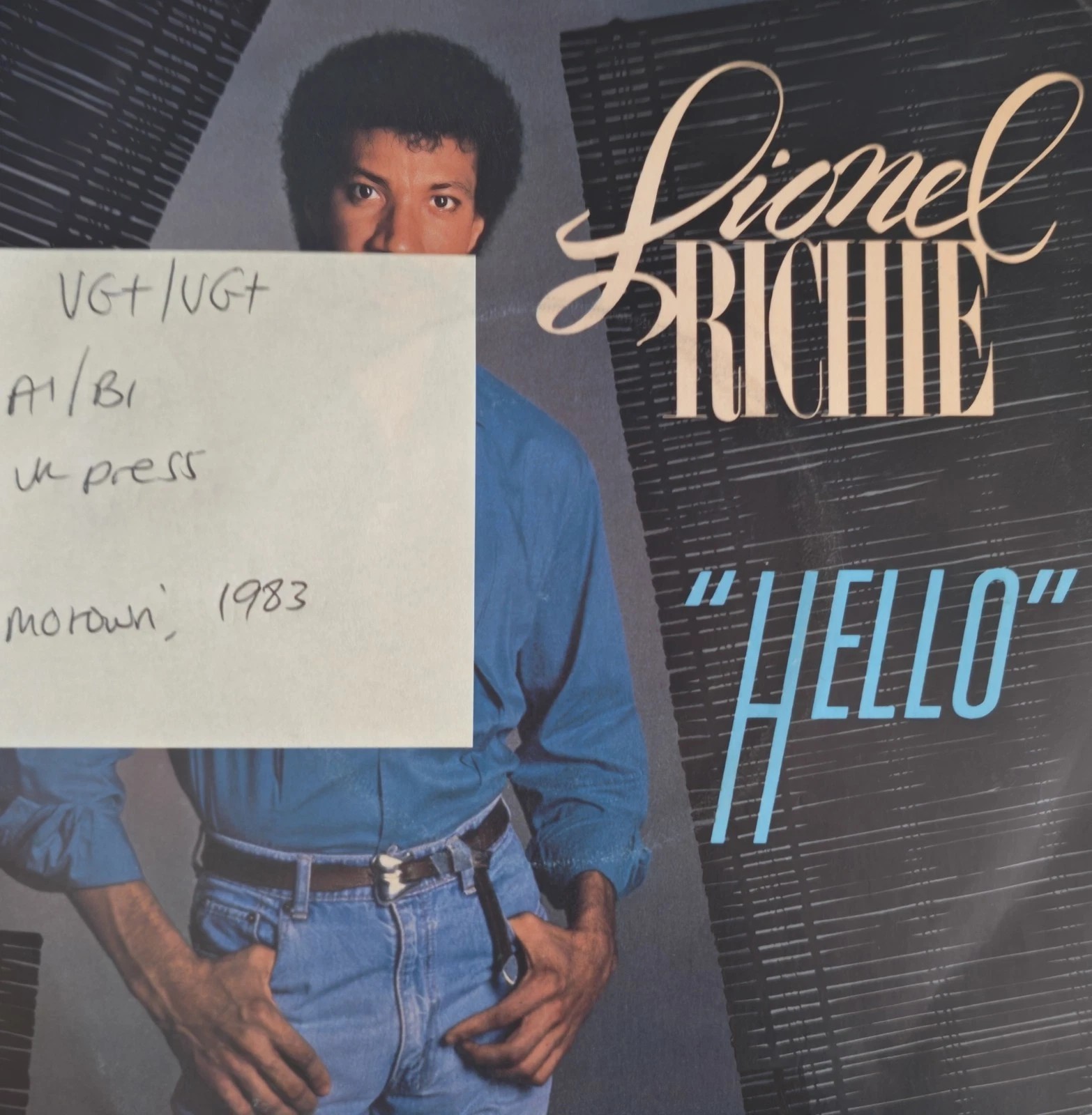 Lionel Richie Hello / All Night Long Vinyl Record 7" VG+/VG+ TMG1330 vinyl record sleeve Lionel Richie Hello / All Night Long Vinyl Record 7" VG+/VG+ TMG1330 vinyl record sleeve