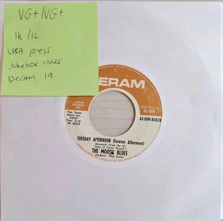 The Moody Blues Tuesday Afternoon Vinyl Record 7" VG+/VG+ DEM85028 sleeve The Moody Blues Tuesday Afternoon Vinyl Record 7" VG+/VG+ DEM85028 sleeve