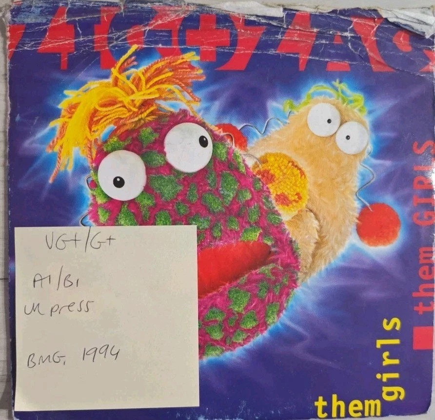 Zig + Zag Them Girls / Turn On Your Landing Light Vinyl Record 7" VG+/G+ LC0316 sleeve Zig + Zag Them Girls / Turn On Your Landing Light Vinyl Record 7" VG+/G+ LC0316 sleeve