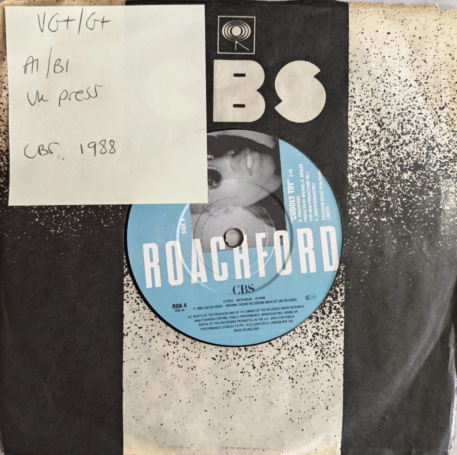 Roachford Cuddly Toy / Lion's Den Vinyl Record 7" VG+/G+ CBS ROA 4 sleeve Roachford Cuddly Toy / Lion's Den Vinyl Record 7" VG+/G+ CBS ROA 4 sleeve