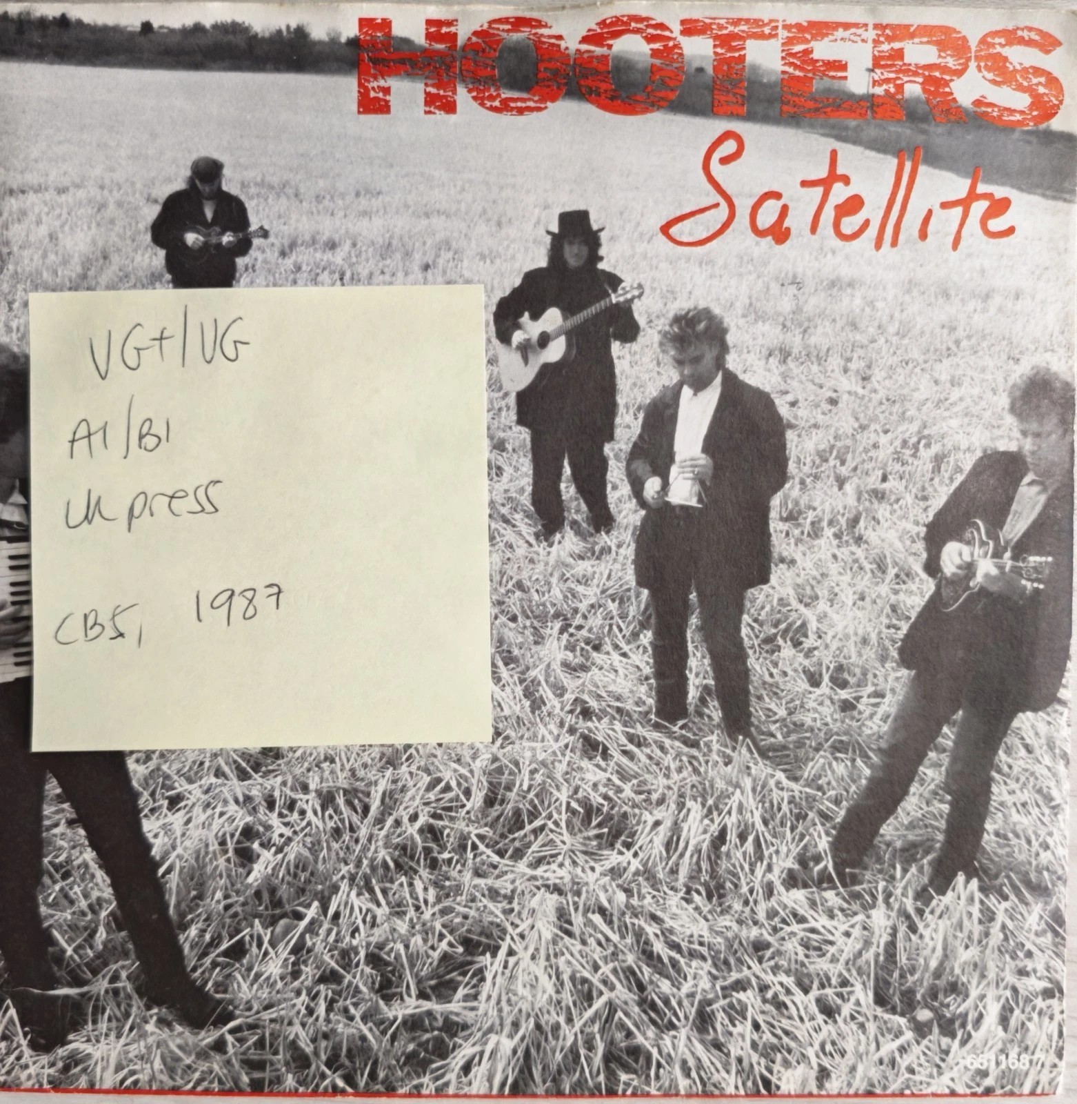 Hooters Satellite / One Way Home Vinyl Record 7" VG+/VG 651168 sleeve Hooters Satellite / One Way Home Vinyl Record 7" VG+/VG 651168 sleeve