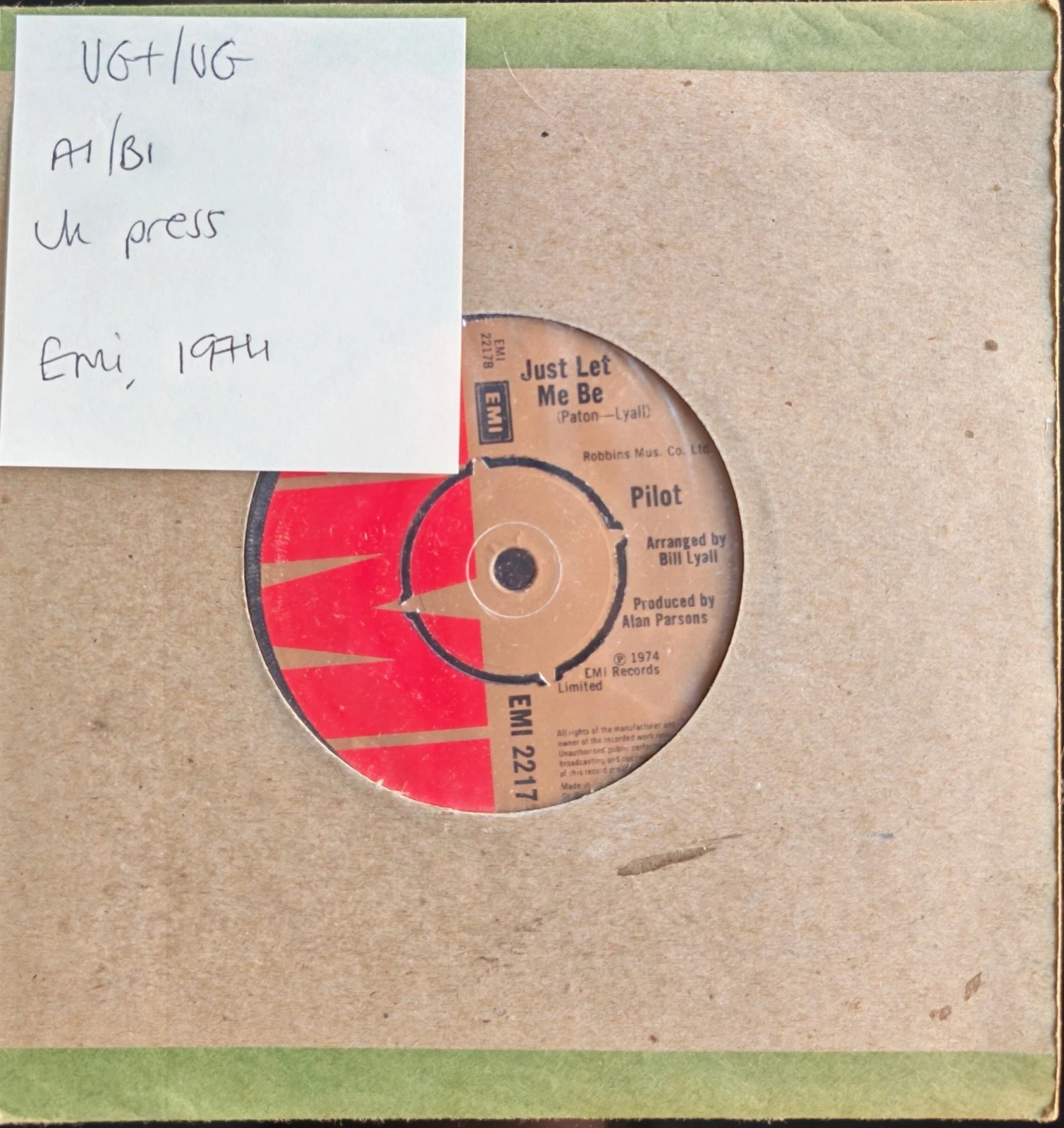 Pilot Magic/Just Let Me Be Vinyl Record 7" VG+/VG EMI22178 1974 sleeve Pilot Magic/Just Let Me Be Vinyl Record 7" VG+/VG EMI22178 1974 sleeve