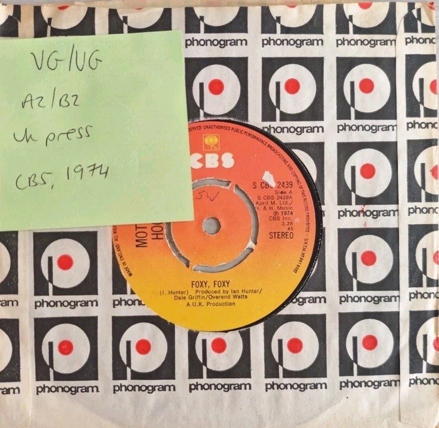 Mott The Hoople Foxy, Foxy Vinyl Record 7" VG/VG CBS 2439 1974 sleeve Mott The Hoople Foxy, Foxy Vinyl Record 7" VG/VG CBS 2439 1974 sleeve