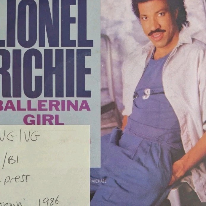 Lionel Richie Ballerina Girl / Deep River Woman Vinyl Record 7" VG/VG LIO3 vinyl record sleeve Lionel Richie Ballerina Girl / Deep River Woman Vinyl Record 7" VG/VG LIO3 vinyl record sleeve