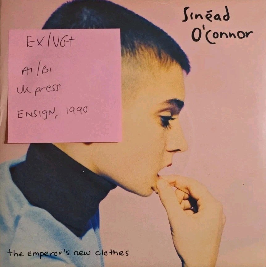 Sinéad O'Connor The Emperor’s New Clothes Vinyl Record 7" EX/VG+ ENY633 1990 vinyl record sleeve Sinéad O'Connor The Emperor’s New Clothes Vinyl Record 7" EX/VG+ ENY633 1990 vinyl record sleeve