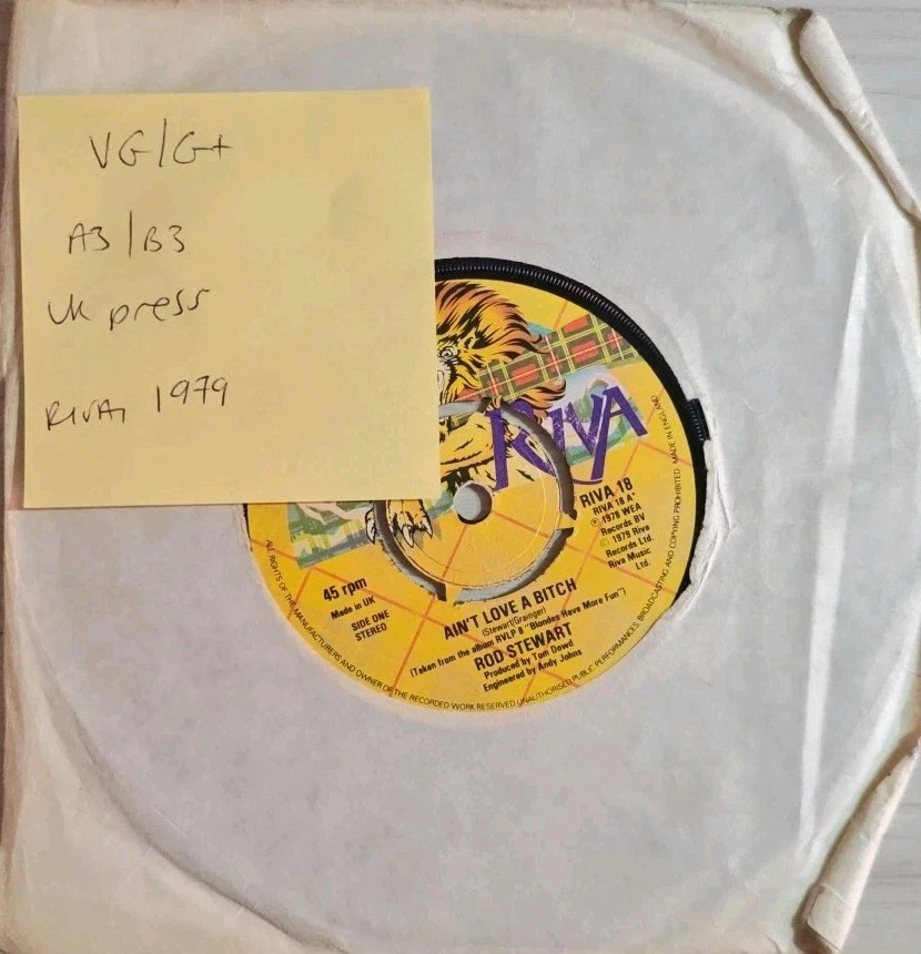 Rod Stewart Ain’t Love A Bitch Vinyl Record 7" VG/G+ RIVA18 1979 sleeve Rod Stewart Ain’t Love A Bitch Vinyl Record 7" VG/G+ RIVA18 1979 sleeve