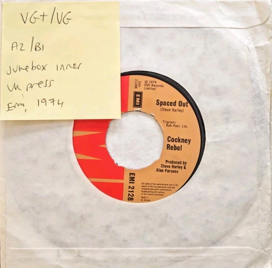 Cockney Rebel Spaced Out Vinyl Record 7" VG+/VG EMI21288 1974 vinyl record sleeve Cockney Rebel Spaced Out Vinyl Record 7" VG+/VG EMI21288 1974 vinyl record sleeve