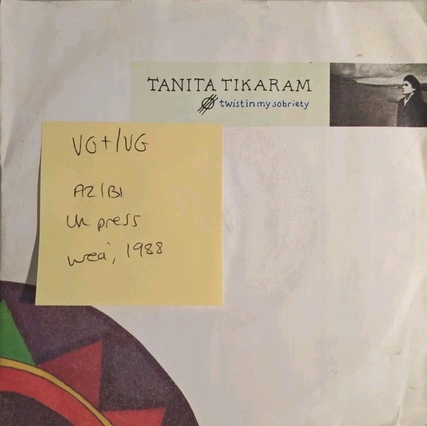 Tanita Tikaram Twist In My Sobriety / Friends Vinyl Record 7" VG+/VG YZ321 1988 sleeve Tanita Tikaram Twist In My Sobriety / Friends Vinyl Record 7" VG+/VG YZ321 1988 sleeve
