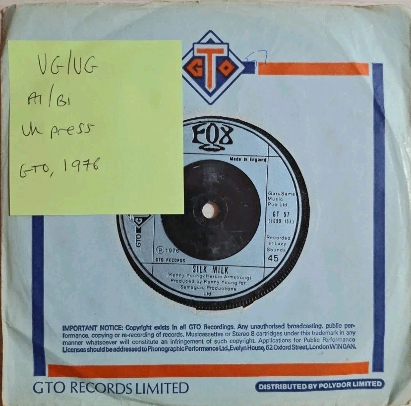 Fox Single Bed / Silk Milk Vinyl Record 7" VG/VG 6T57 1976 vinyl record sleeve Fox Single Bed / Silk Milk Vinyl Record 7" VG/VG 6T57 1976 vinyl record sleeve