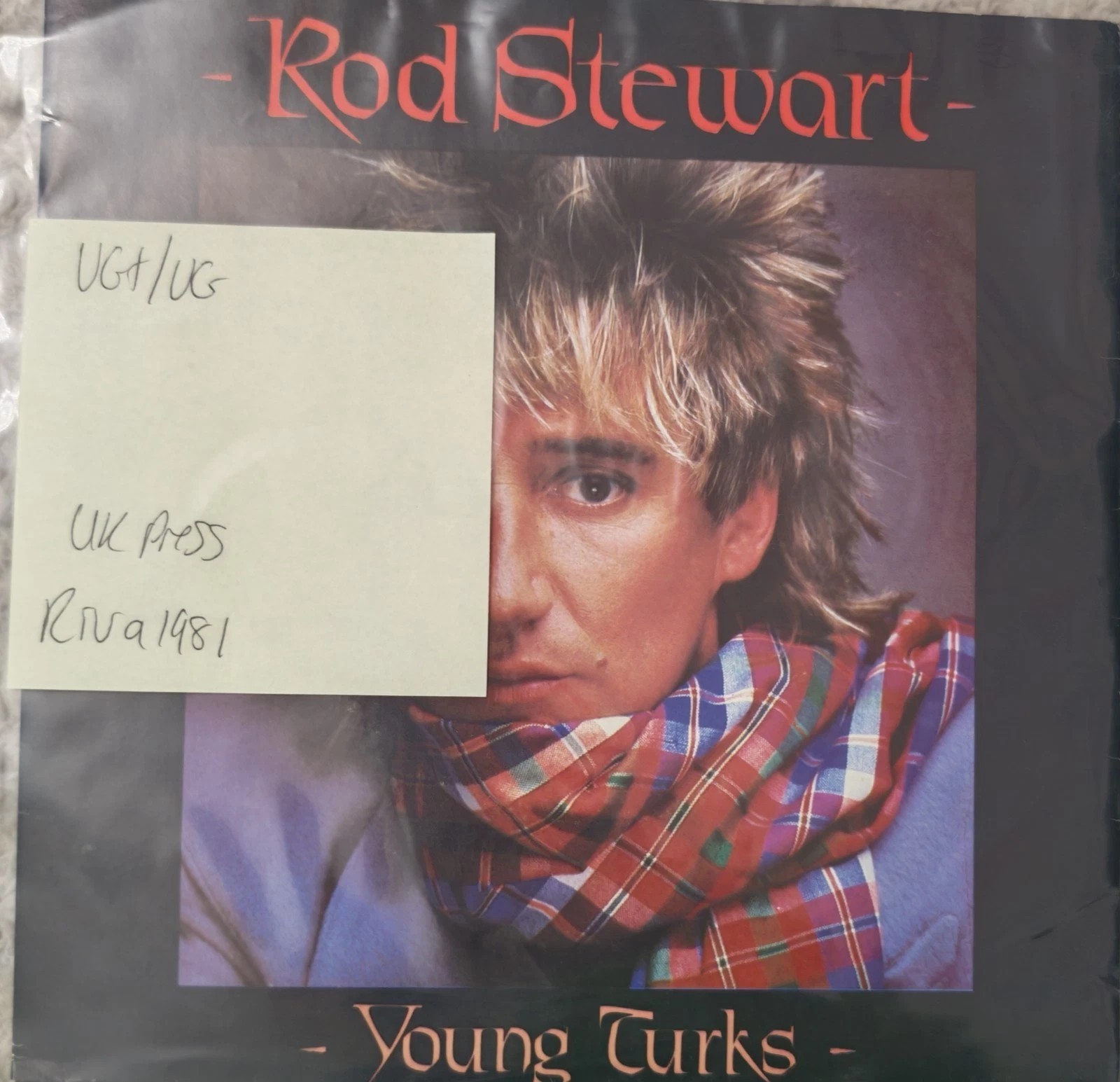 Rod Stewart Young Turks Vinyl Record 7" VG+/VG RIVA 34 1981 sleeve Rod Stewart Young Turks Vinyl Record 7" VG+/VG RIVA 34 1981 sleeve