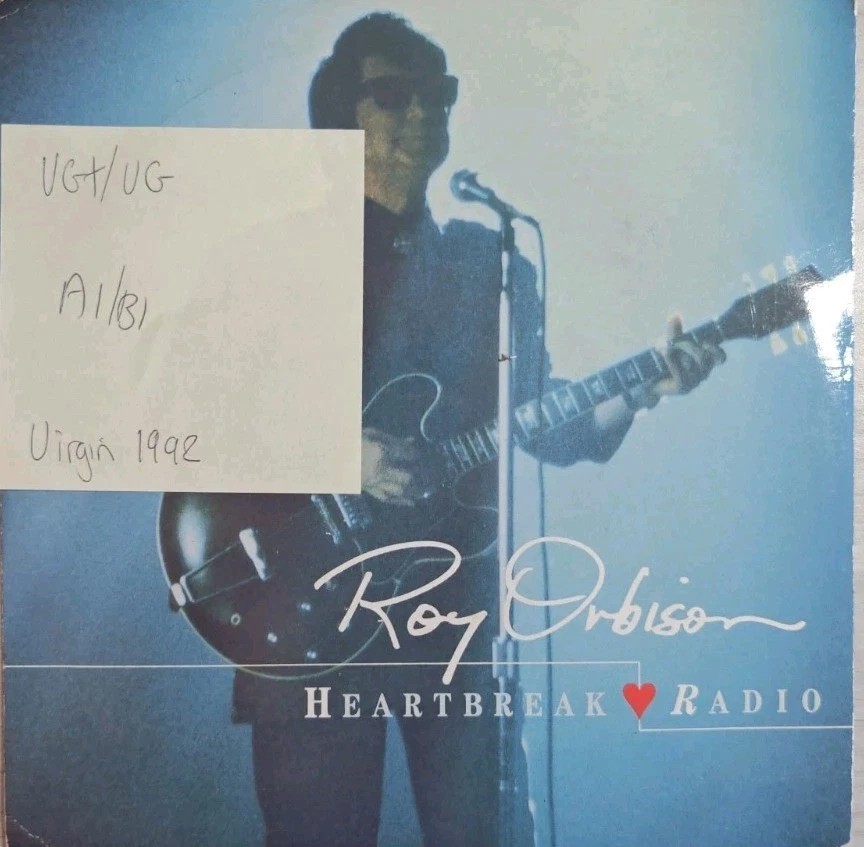 Roy Orbison Heartbreak Radio Vinyl Record 7" VG+/VG VUS68 1992 sleeve Roy Orbison Heartbreak Radio Vinyl Record 7" VG+/VG VUS68 1992 sleeve