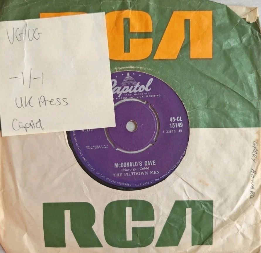 The Piltdown Men McDonald's Cave Vinyl Record 7" VG/VG CL 15149 sleeve The Piltdown Men McDonald's Cave Vinyl Record 7" VG/VG CL 15149 sleeve