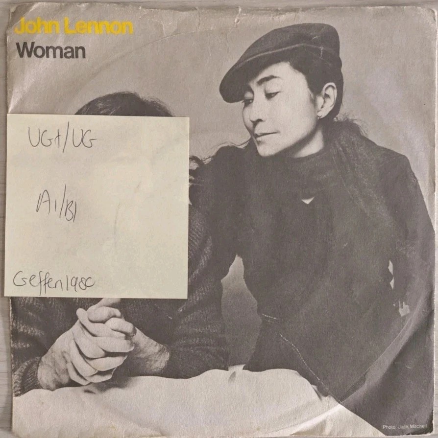 John Lennon Woman / Yoko Ono Beautiful Boys Vinyl Record 7" VG+/VG K79195 1980 sleeve John Lennon Woman / Yoko Ono Beautiful Boys Vinyl Record 7" VG+/VG K79195 1980 sleeve