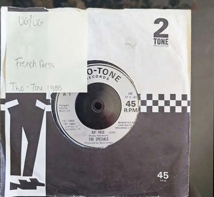 The Specials Rat Race Vinyl Record 7" VG/VG CHS TT 11 1980 sleeve The Specials Rat Race Vinyl Record 7" VG/VG CHS TT 11 1980 sleeve