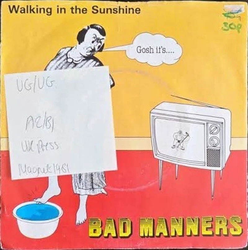 Bad Manners Walking In The Sunshine Vinyl Record 7" VG/VG MAG 197 1981 sleeve Bad Manners Walking In The Sunshine Vinyl Record 7" VG/VG MAG 197 1981 sleeve