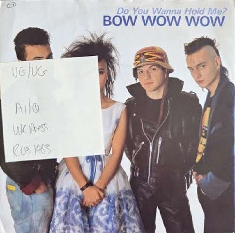Bow Wow Wow Do You Wanna Hold Me? Vinyl Record 7" VG/VG RCA 314 1983 sleeve Bow Wow Wow Do You Wanna Hold Me? Vinyl Record 7" VG/VG RCA 314 1983 sleeve