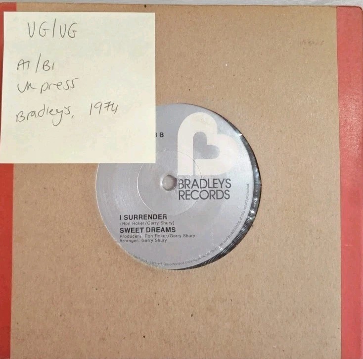 Sweet Dreams I Surrender/ Honey Honey Vinyl Record 7" VG/VG BRAD 7408 1974 sleeve Sweet Dreams I Surrender/ Honey Honey Vinyl Record 7" VG/VG BRAD 7408 1974 sleeve