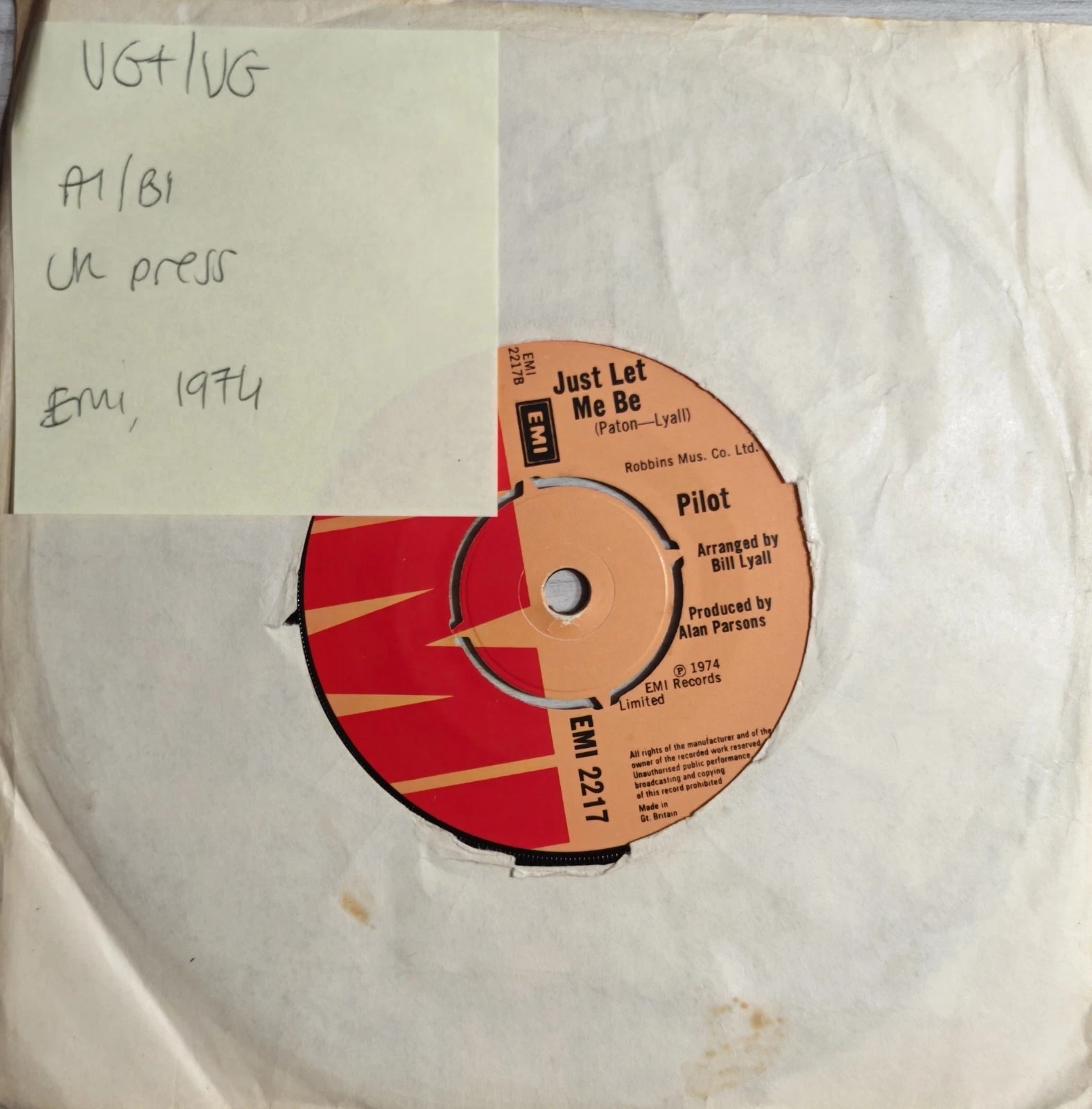 Pilot Magic Vinyl Record 7" VG+/VG EMI 2217 1974 sleeve Pilot Magic Vinyl Record 7" VG+/VG EMI 2217 1974 sleeve