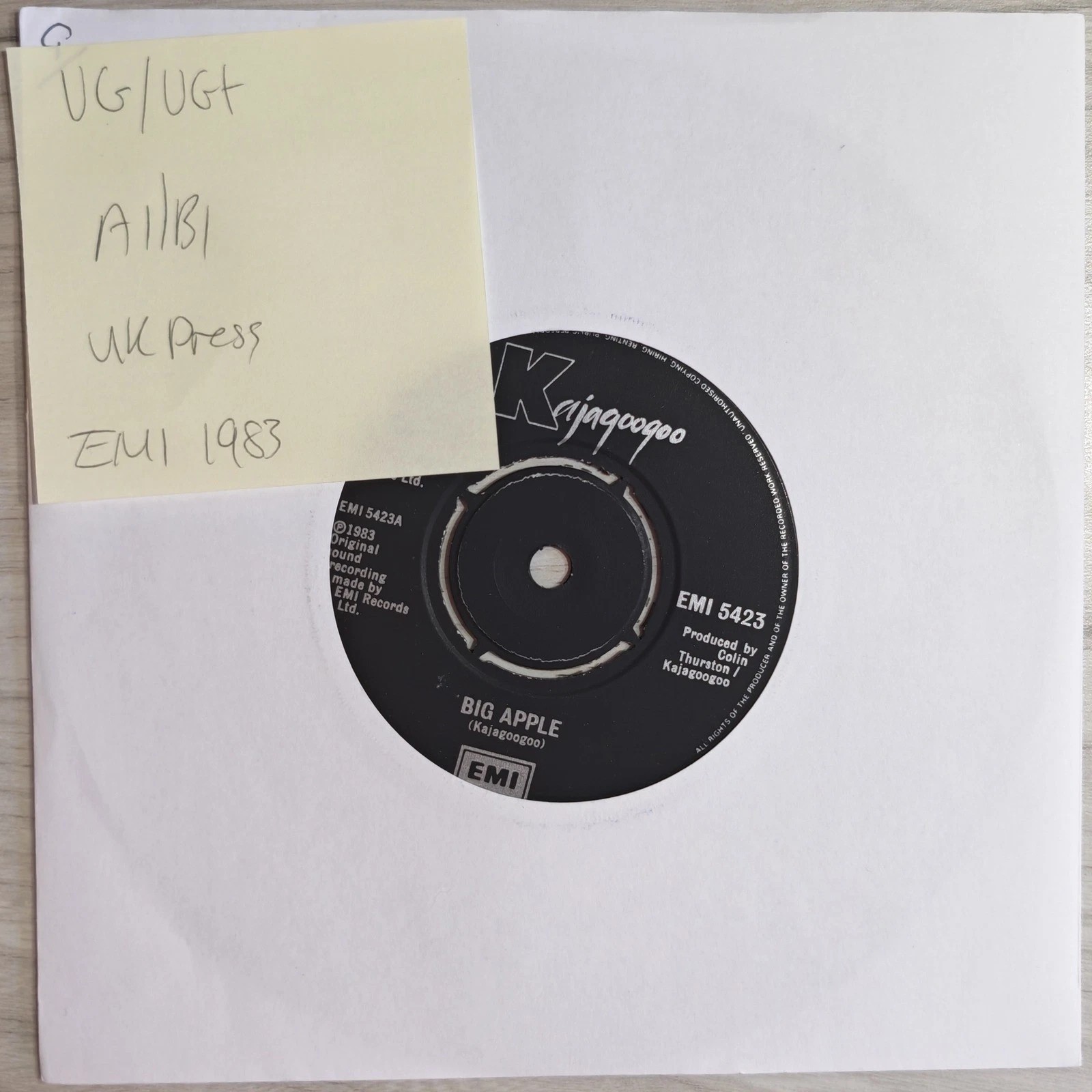 Kajagoogoo Big Apple Vinyl Record 7" VG/VG+ EMI 5423 1983 vinyl record sleeve Kajagoogoo Big Apple Vinyl Record 7" VG/VG+ EMI 5423 1983 vinyl record sleeve