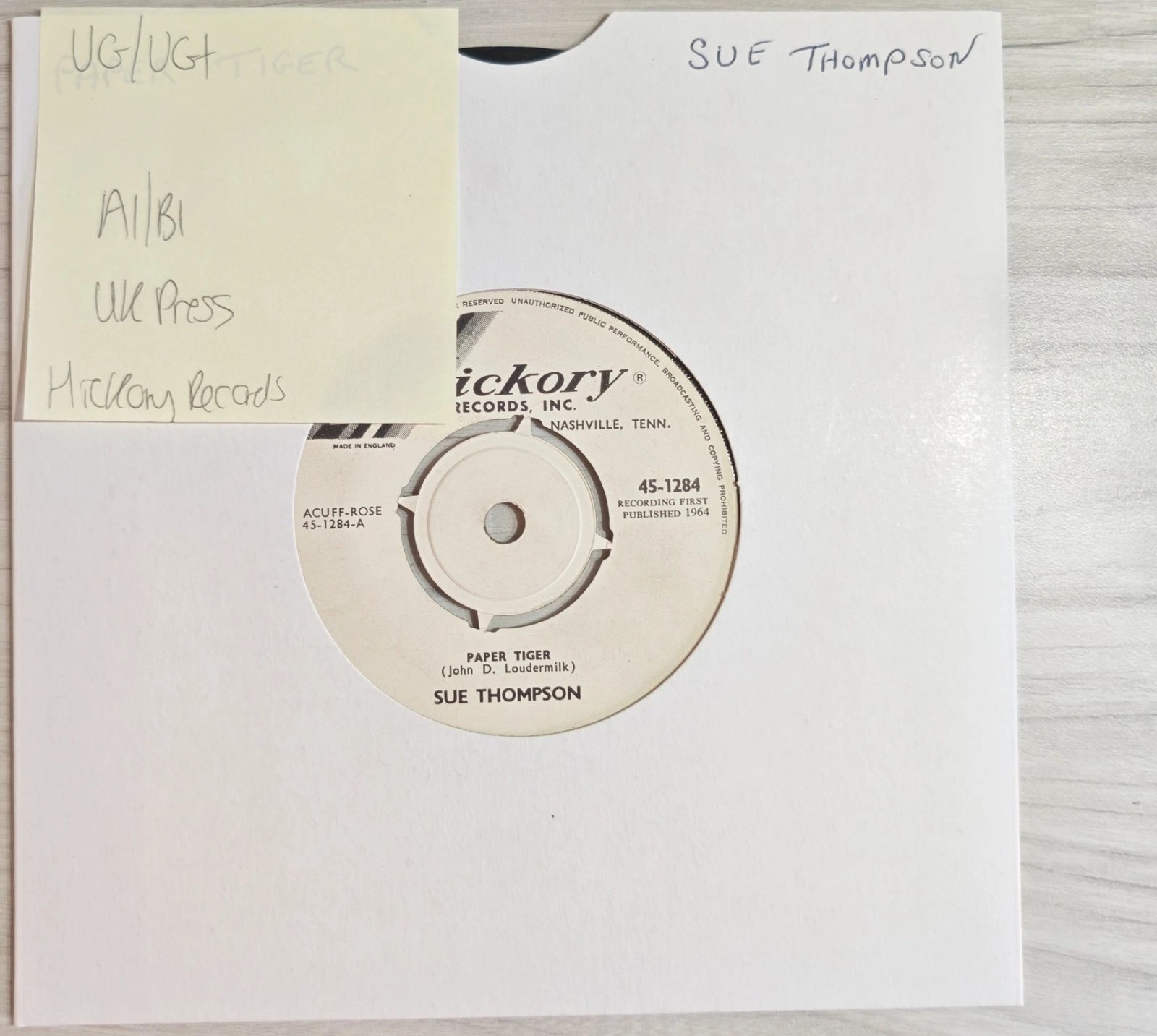 Sue Thompson Paper Tiger Vinyl Record 7" VG+/VG+ 45-1284 1964 vinyl record sleeve Sue Thompson Paper Tiger Vinyl Record 7" VG+/VG+ 45-1284 1964 vinyl record sleeve